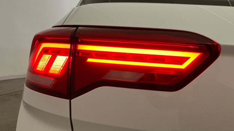 Volkswagen T-Roc 1.5 TSI EVO SE 5dr DSG Petrol Hatchback